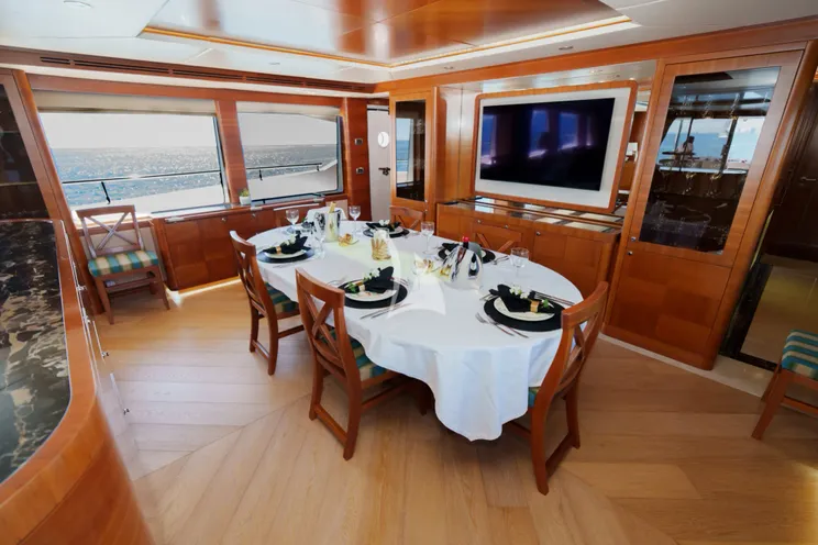 Charter Yacht DIAM - Gulf Graft Majesty 105 - 5 Cabins - Nice - Antibes - St Tropez - Cannes - French Riviera - Monaco