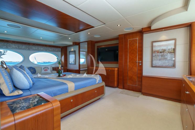 Charter Yacht DIAM - Gulf Graft Majesty 105 - 5 Cabins - Nice - Antibes - St Tropez - Cannes - French Riviera - Monaco