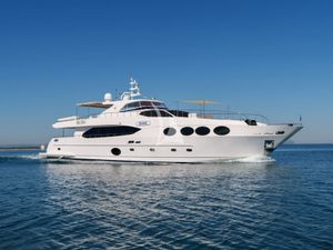 DIAM - Gulf Graft Majesty 105 - 5 Cabins - Nice - Antibes - St Tropez - Cannes - French Riviera - Monaco DIAM - Gulf Graft Majesty 105 - 5 Cabins - Nice - Antibes - St Tropez - Cannes - French Riviera - Monaco