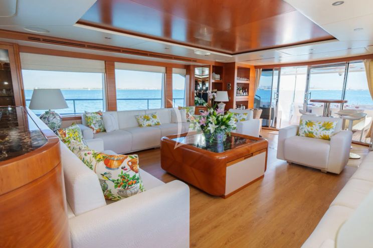 Charter Yacht DIAM - Gulf Graft Majesty 105 - 5 Cabins - Nice - Antibes - St Tropez - Cannes - French Riviera - Monaco