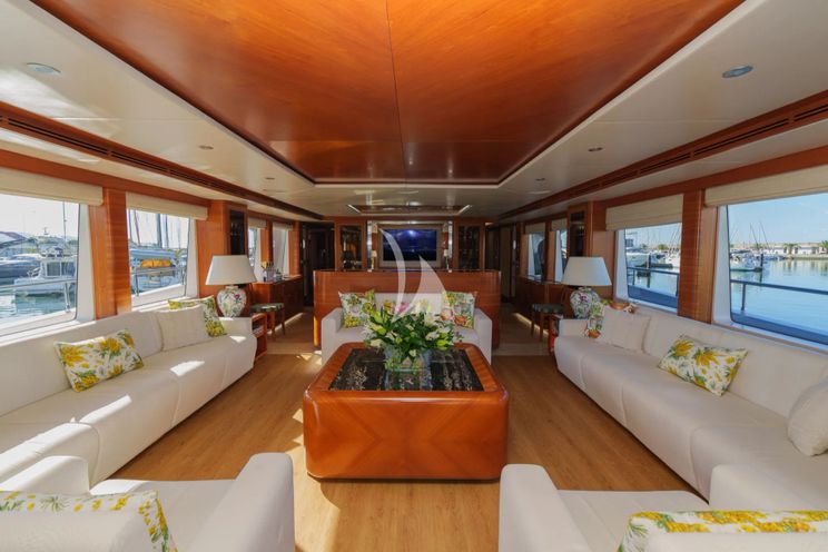 Charter Yacht DIAM - Gulf Graft Majesty 105 - 5 Cabins - Nice - Antibes - St Tropez - Cannes - French Riviera - Monaco