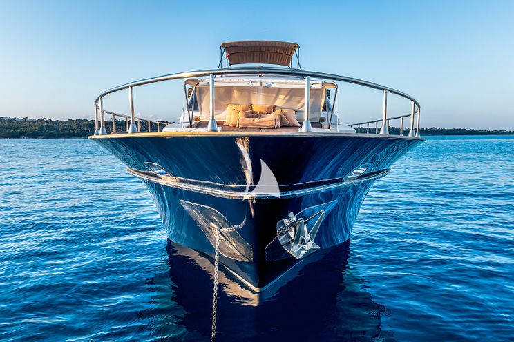 Charter Yacht DIAMS - Astondoa 69 - 4 Cabins - Cannes - Monaco - Nice - St Tropez - French Riviera