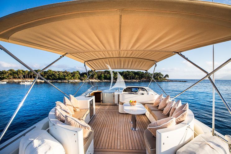 Charter Yacht DIAMS - Astondoa 69 - 4 Cabins - Cannes - Monaco - Nice - St Tropez - French Riviera