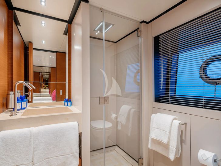 DIANA II Ferretti Double Ensuite DIANA II Ferretti Double Ensuite