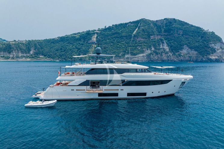 Charter Yacht DIANA II - Ferretti Custom Line Navetta 33 - 5 Cabins - Naples - Capri - Positano - Amalfi Coast - Italy