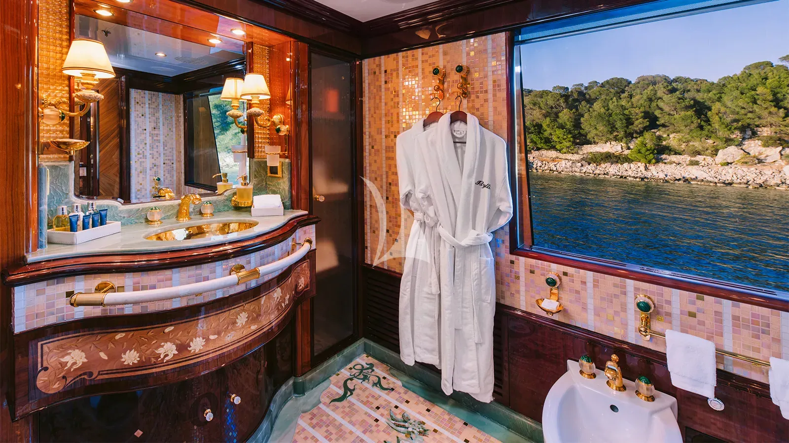 Charter Yacht DILARA - Benetti 59m - 6 Cabins - Athens - Mykonos - Paros - Cyclades - Greece