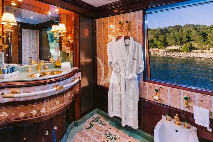 Charter Yacht DILARA - Benetti 59m - 6 Cabins - Athens - Mykonos - Paros - Cyclades - Greece