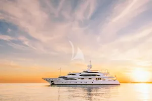 DILARA - Benetti 59m - 6 Cabins - Athens - Mykonos - Paros - Cyclades - Greece DILARA - Benetti 59m - 6 Cabins - Athens - Mykonos - Paros - Cyclades - Greece