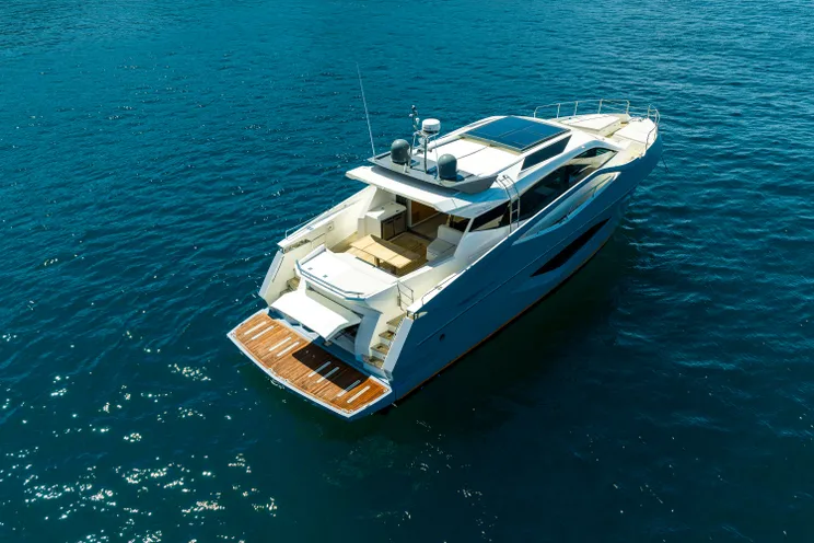 Charter Yacht IMPULSE - Numarine 62 Flybridge - 3 Cabins - Airlie Beach - Whitsunday Islands - Great Barrier Reef - Australia