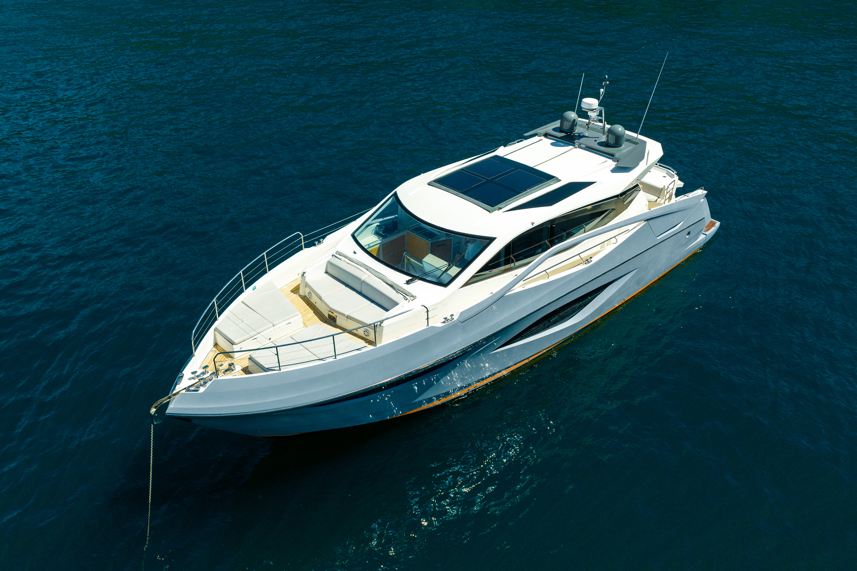 IMPLUSE Numarine 62 Flybridge - anchored