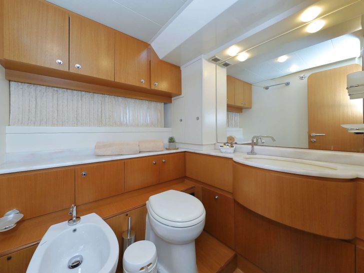 DOMINIQUE Ferretti 681 Crewed Motor Yacht Master Bathroom DOMINIQUE Ferretti 681 Crewed Motor Yacht Master Bathroom