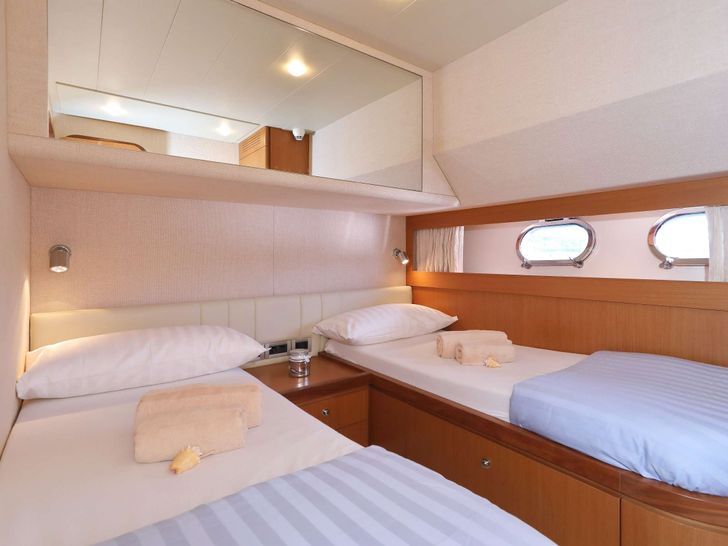 DOMINIQUE Ferretti 681 Crewed Motor Yacht Twin Cabin DOMINIQUE Ferretti 681 Crewed Motor Yacht Twin Cabin