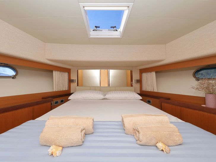 DOMINIQUE Ferretti 681 Crewed Motor Yacht VIP Cabin DOMINIQUE Ferretti 681 Crewed Motor Yacht VIP Cabin