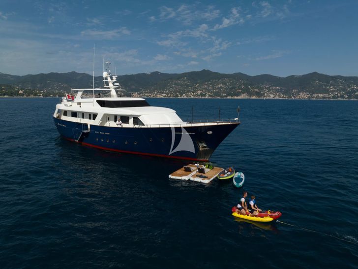 DON CIRO Benetti SD105 - side profile DON CIRO Benetti SD105 - side profile