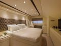 DON CIRO Benetti SD105 - master cabin bed DON CIRO Benetti SD105 - master cabin bed