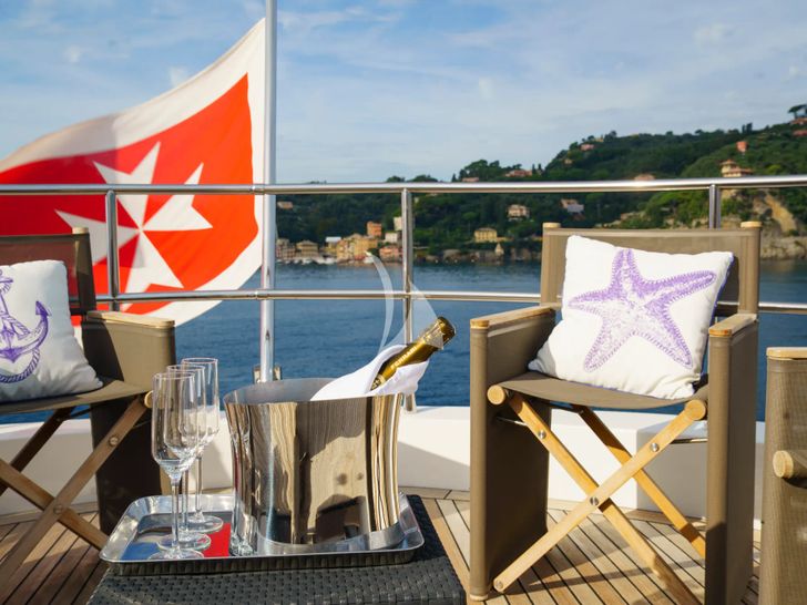 DON CIRO Benetti SD105 - wine party DON CIRO Benetti SD105 - wine party