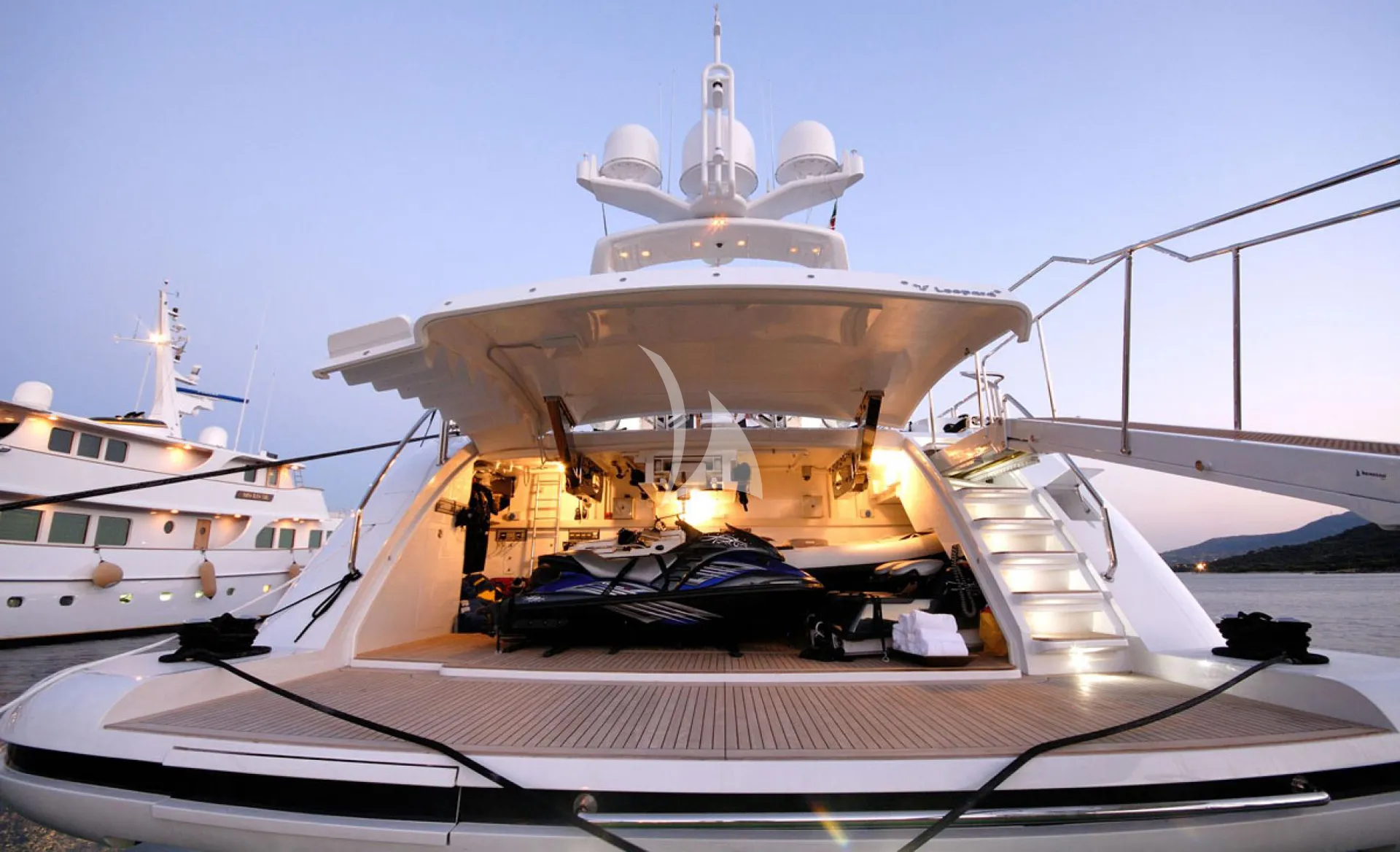 Charter Yacht D'ONE D - Leopard 46 - 5 Cabins - Cannes - St Tropez - Nice - Antibes - Monaco - French Riviera
