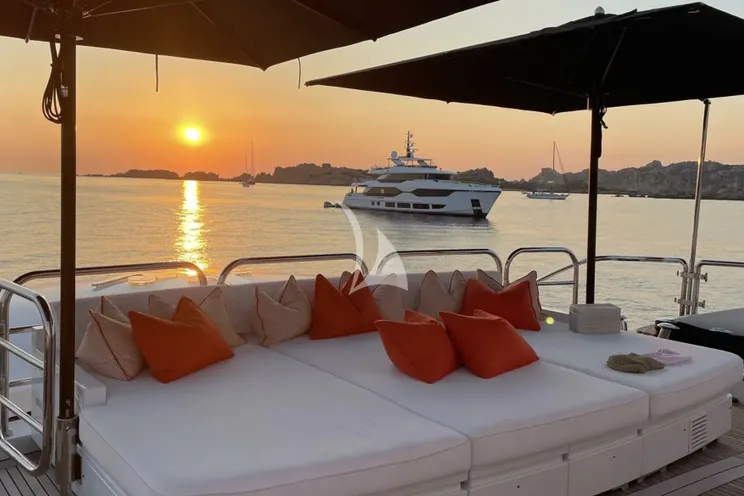 Charter Yacht D'ONE D - Leopard 46 - 5 Cabins - Cannes - St Tropez - Nice - Antibes - Monaco - French Riviera