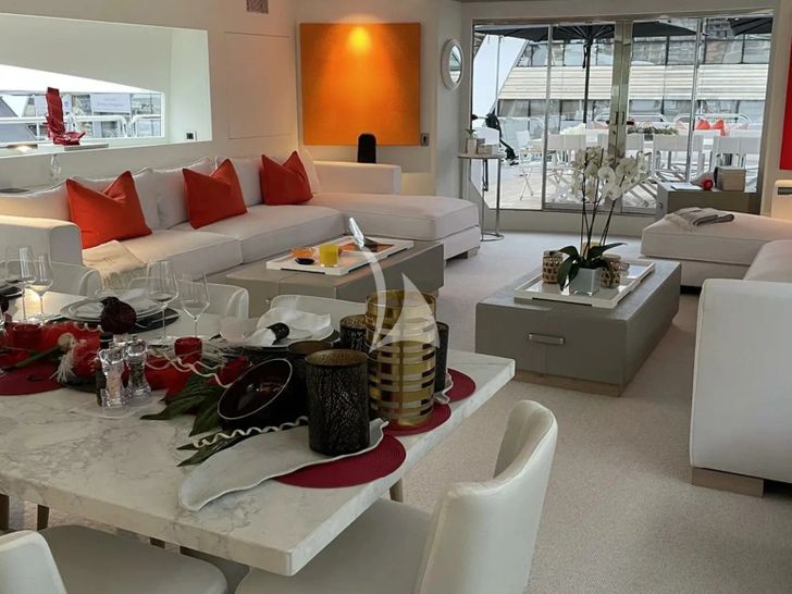 D'ONE D Leopard(Arno 46)- main saloon D'ONE D Leopard(Arno 46)- main saloon