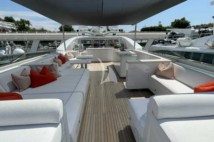 Charter Yacht D'ONE D - Leopard 46 - 5 Cabins - Cannes - St Tropez - Nice - Antibes - Monaco - French Riviera
