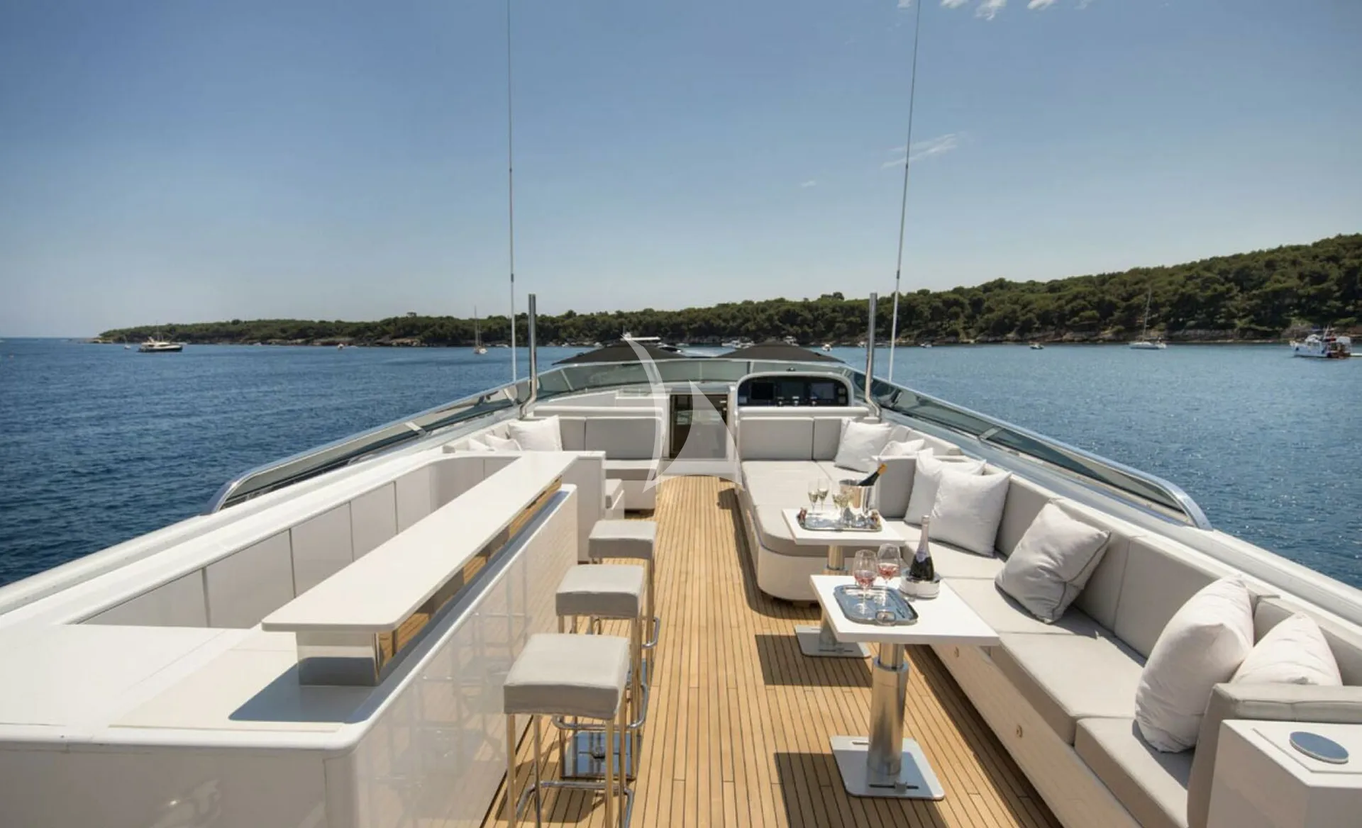 Charter Yacht D'ONE D - Leopard 46 - 5 Cabins - Cannes - St Tropez - Nice - Antibes - Monaco - French Riviera