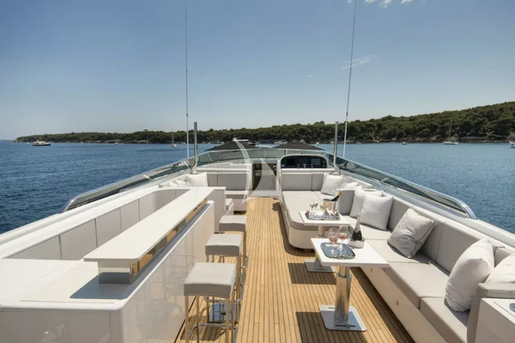 Charter Yacht D'ONE D - Leopard 46 - 5 Cabins - Cannes - St Tropez - Nice - Antibes - Monaco - French Riviera
