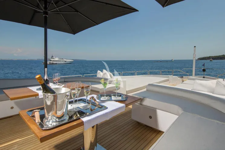 Charter Yacht D'ONE D - Leopard 46 - 5 Cabins - Cannes - St Tropez - Nice - Antibes - Monaco - French Riviera