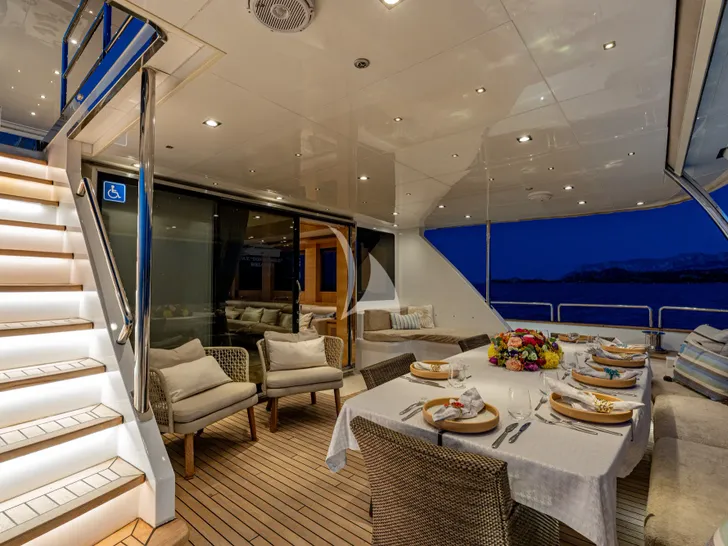DON MICHELE C Boats 27m - main aft deck alfresco dinner set up DON MICHELE C Boats 27m - main aft deck alfresco dinner set up