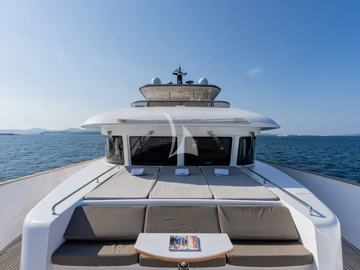 DON MICHELE C Boats 27m - foredeck sunbathing area DON MICHELE C Boats 27m - foredeck sunbathing area