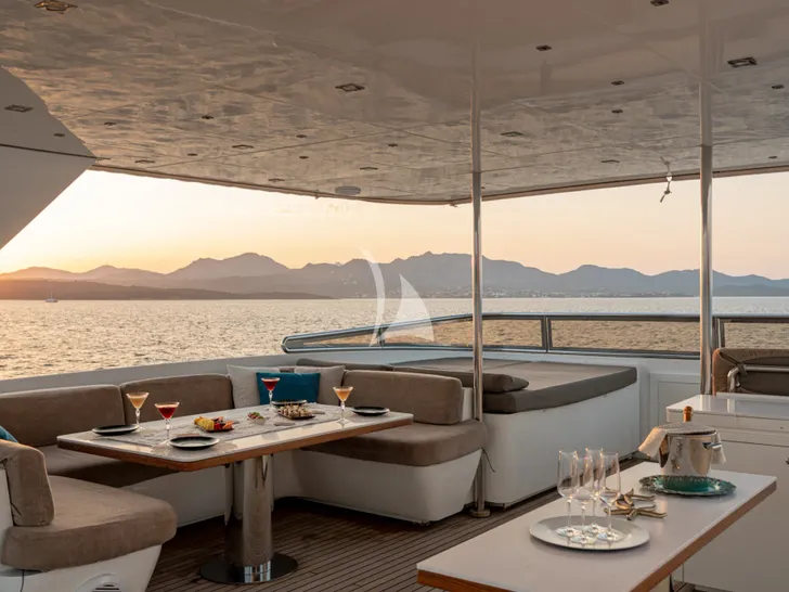 DON MICHELE C Boats 27m - wine on the sundeck DON MICHELE C Boats 27m - wine on the sundeck