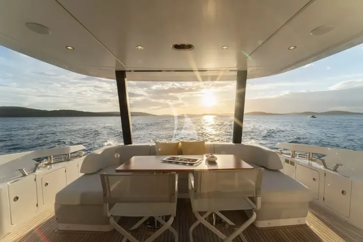 Charter Yacht DONNA - Azimut 68 Fly - 4 Cabins - Sibenik - Split - Dubrovnik - Croatia