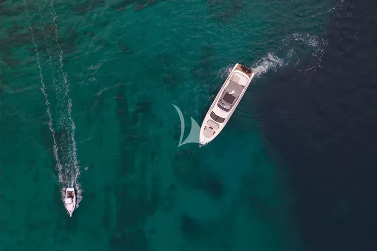 Charter Yacht DONNA - Azimut 68 Fly - 4 Cabins - Sibenik - Split - Dubrovnik - Croatia