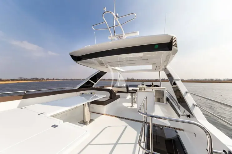 Charter Yacht DON`T TELL MOM - Galeon 640 Fly - 4 Cabins - Miami - Florida
