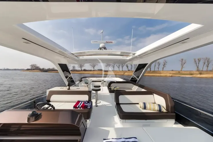 Charter Yacht DON`T TELL MOM - Galeon 640 Fly - 4 Cabins - Miami - Florida