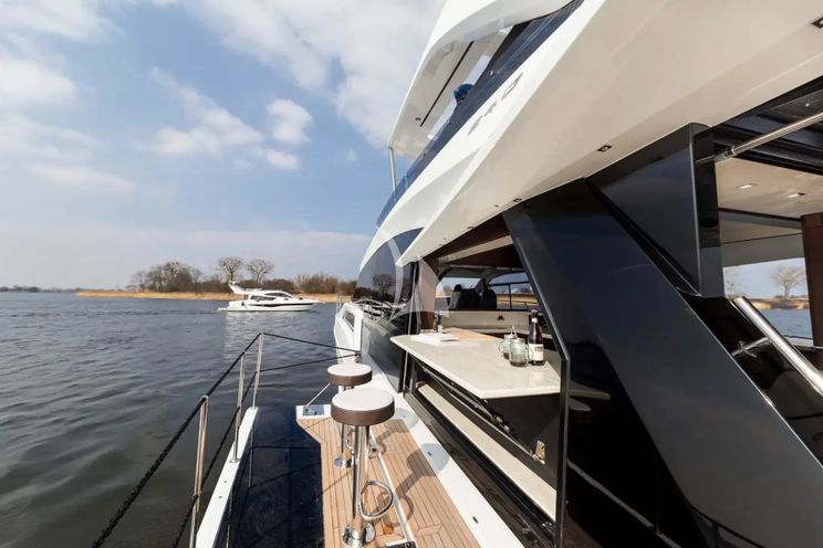 Charter Yacht DON`T TELL MOM - Galeon 640 Fly - 4 Cabins - Miami - Florida
