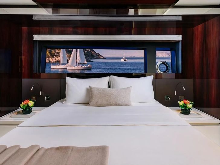 DON'T WORRY Riva Dolcevita 110 - VIP cabin 1 bed DON'T WORRY Riva Dolcevita 110 - VIP cabin 1 bed