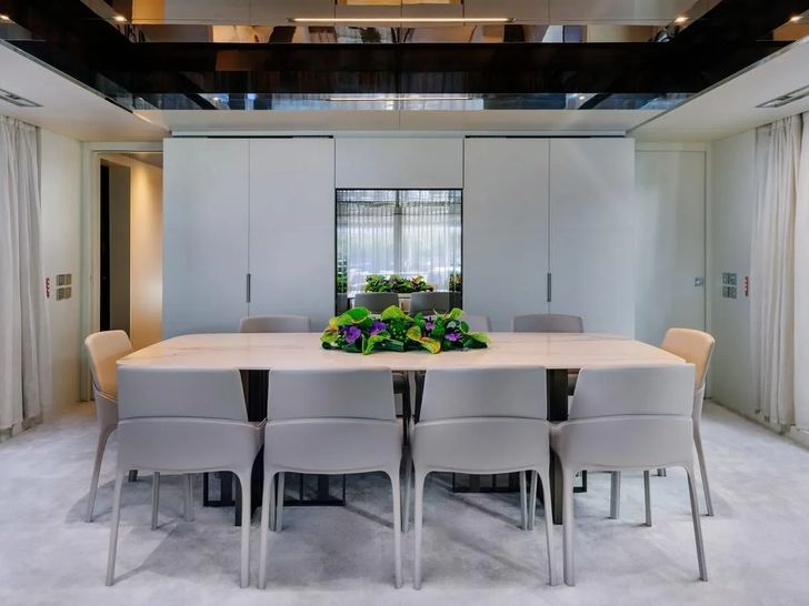 DON'T WORRY Riva Dolcevita 110 - main dining area DON'T WORRY Riva Dolcevita 110 - main dining area