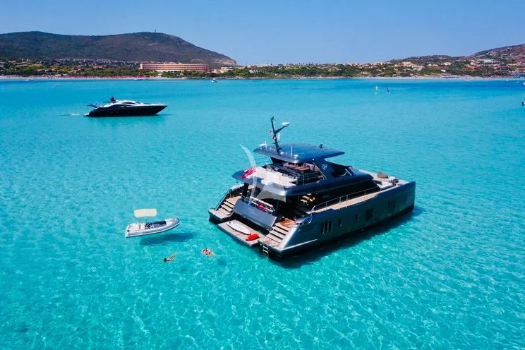 Charter Yacht DOUBLE HAPPINESS - Sunreef 60 Eco Power - 4 Cabins - Tortola - Virgin Gorda - Anegada - British Virgin Islands