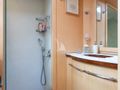 DOUCE FRANCE Alu Marine 42m - VIP cabin bathroom DOUCE FRANCE Alu Marine 42m - VIP cabin bathroom