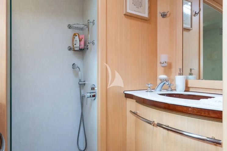 Charter Yacht DOUCE FRANCE - Alu Marine 42m - 6 Cabins - Raiatea - Bora Bora - Huahine - Tahiti