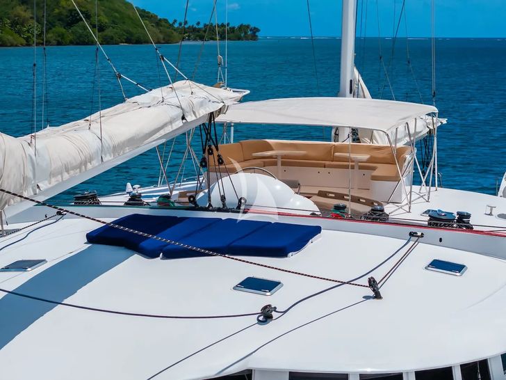 DOUCE FRANCE Alu Marine 42m - flybridge DOUCE FRANCE Alu Marine 42m - flybridge