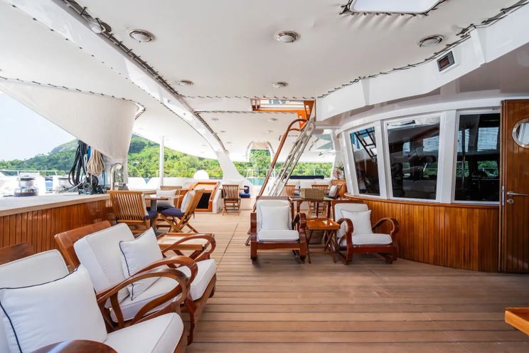 Charter Yacht DOUCE FRANCE - Alu Marine 42m - 6 Cabins - Raiatea - Bora Bora - Huahine - Tahiti