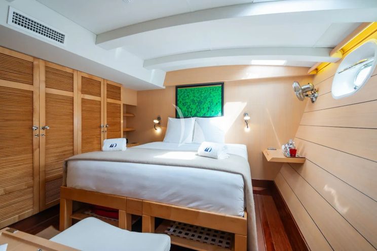 Charter Yacht DOUCE FRANCE - Alu Marine 42m - 6 Cabins - Raiatea - Bora Bora - Huahine - Tahiti