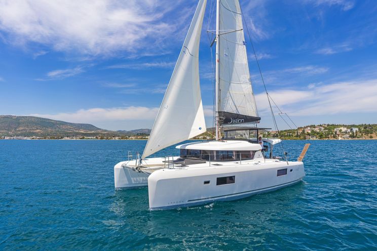 Charter Yacht DREAM WATERS - Lagoon 42 - 6 Cabins - Skiathos - Volos - Paros - Mykonos - Athens - Greece