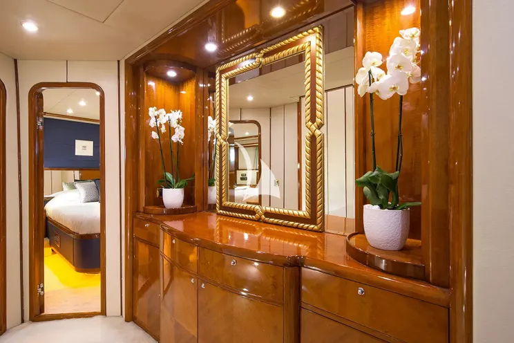 Charter Yacht DREAM B - Giant 99 - 5 Cabins - Athens - Mykonos - Paros - Cyclades - Greece