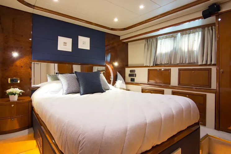 Charter Yacht DREAM B - Giant 99 - 5 Cabins - Athens - Mykonos - Paros - Cyclades - Greece