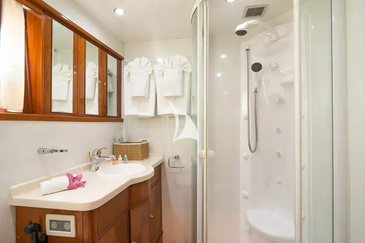 Charter Yacht DREAM B - Giant 99 - 5 Cabins - Athens - Mykonos - Paros - Cyclades - Greece