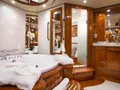 DREAM B Giant 99 - master cabin bathroom DREAM B Giant 99 - master cabin bathroom