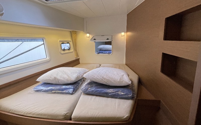 Charter Yacht DOUBLE TROUBLE - Lagoon 42 - 4 Cabins - St Raphael - Cannes - St Tropez - Nice - Antibes - Monaco - French Riviera