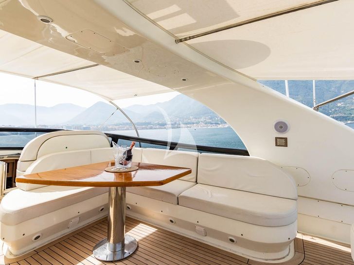 DUBAI Maiora 24m flybridge seating DUBAI Maiora 24m flybridge seating